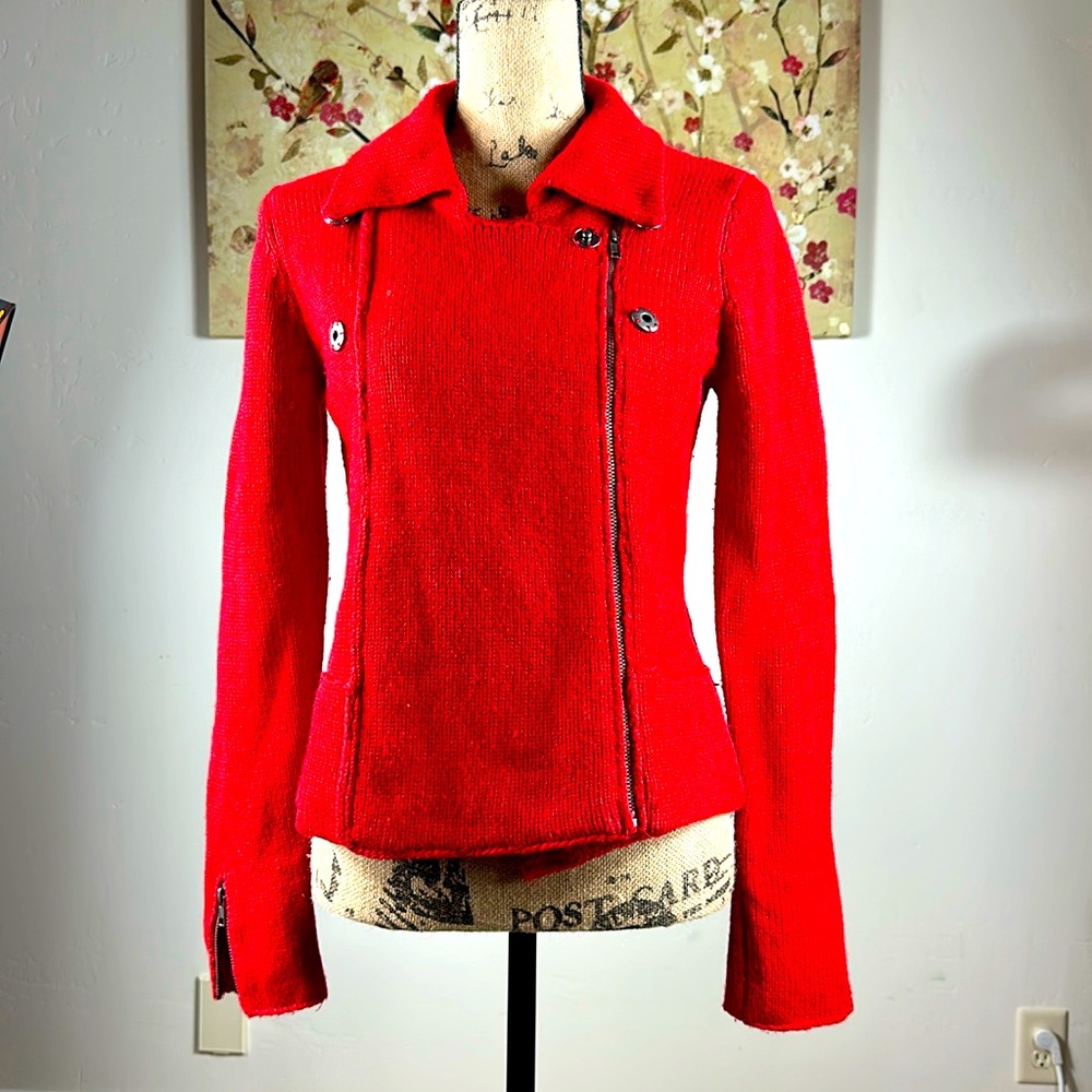 Red Sweater zip jacket/cardigan
